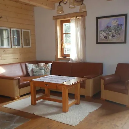 Dom Pod Jesionami Chalet *